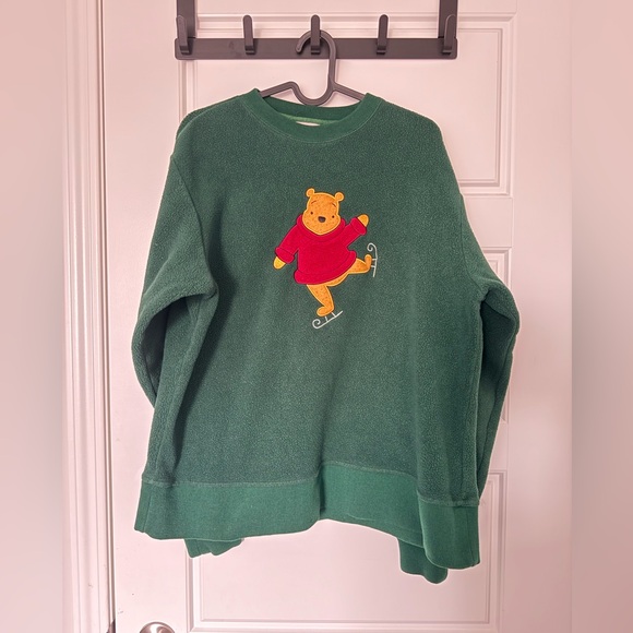 DISNEY WINNIE THE POOH VINTAGE Green Graphic Sweatshirt in Medium - Picture 6 of 9